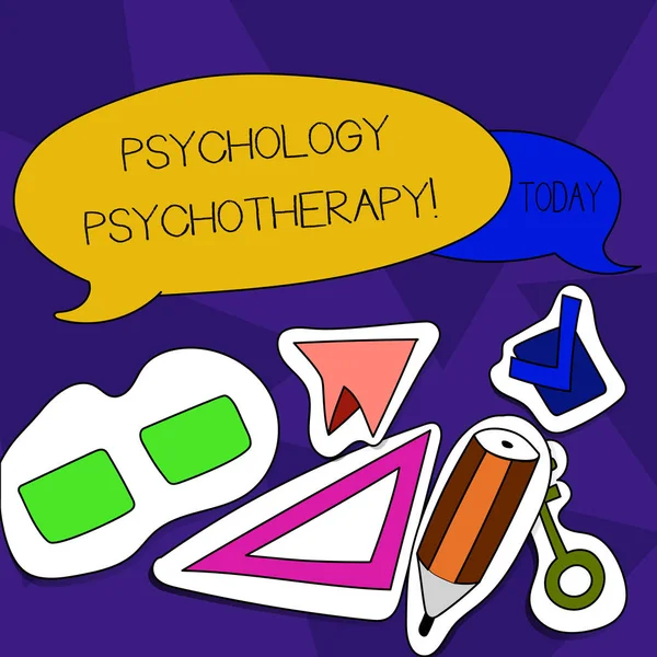 Ordet skriva text psykologi psykoterapi. Affärsidé för behandling av psykisk störning av psykologisk innebär två tomma färgglada pratbubbla och olika etiketter klistermärke stilikoner. — Stockfoto