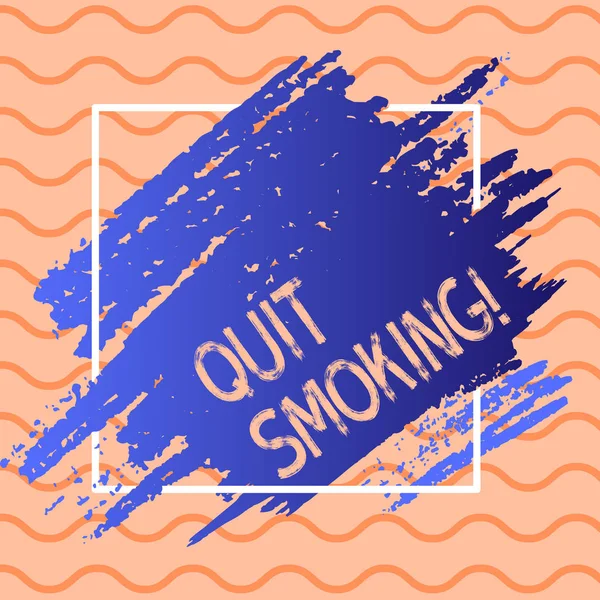 Escribiendo nota que muestra dejar de fumar. Foto de negocios mostrando el proceso de descontinuar el tabaco y cualquier otro fumador Pintura de tono azul dentro del marco de la línea cuadrada. Manchas con espacio en blanco . — Foto de Stock