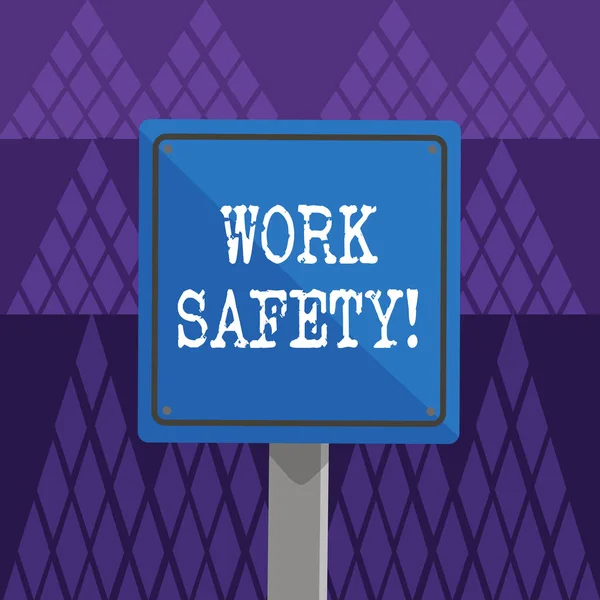 Εννοιολογική γραφή στο χέρι που δείχνει την ασφάλεια εργασίας. Επιχειρηματική φωτογραφία που προβάλλει πολιτικές και διαδικασίες για τη διασφάλιση της υγείας των εργαζομένων 3D τετράγωνο πολύχρωμο προσοχή σήμα δρόμου με μαύρο περίγραμμα ξύλου. — Φωτογραφία Αρχείου