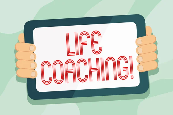 Texte manuscrit Life Coaching. Concept signifiant démontrer employé pour aider à montrer atteindre leurs objectifs dans la carrière Tablette couleur Smartphone avec écran blanc Handheld à partir du dos de Gadget . — Photo