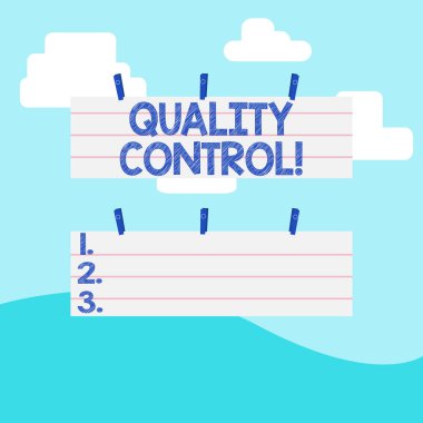 El yazısı metin yazma kalite kontrol. Konsept anlam sistemi, Analysis-tured ürünlerinde standartların korunması Iki renk boş Şerit boyutu astarlı kağıt levha mavi clothespin kullanarak asılı.