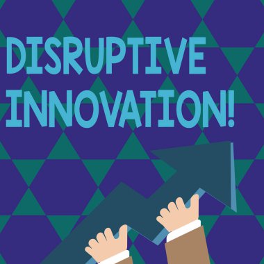 Yıkıcı yenilik gösteren metin işareti. Kavramsal fotoğraf yerleştirme kurulan marketleading firmalar veya el Holding renkli büyük 3D ok Işaret ve yukarı gidiş ürün fotoğrafı.