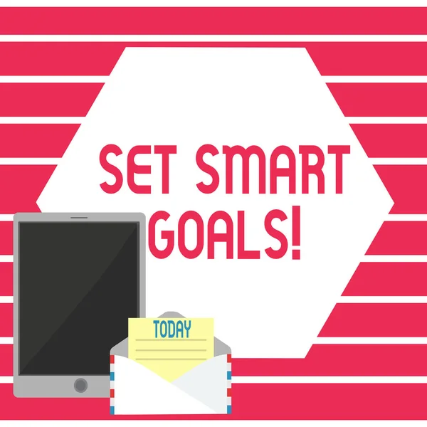 Escritura a mano conceptual que muestra Set Smart Goals. Lista de escaparate de la foto del negocio para aclarar sus esfuerzos del foco de las ideas utilizan tiempo sabiamente sobre con la pantalla del papel y de la tableta en el espacio en blanco del color . — Foto de Stock