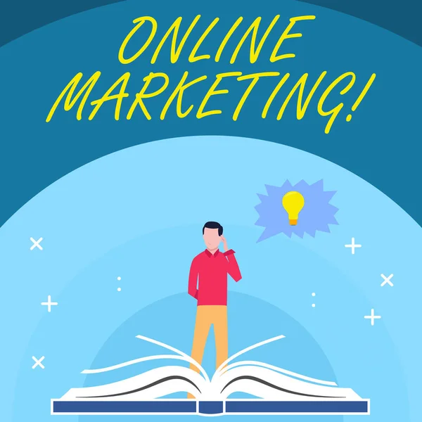 Texto de escritura a mano Marketing online. Concepto que significa aprovechar los canales basados en la web difundidos sobre la marca de la compañía Man Standing Behind Open Book, Hand on Head, Jagged Speech Bubble with Bulb . — Foto de Stock