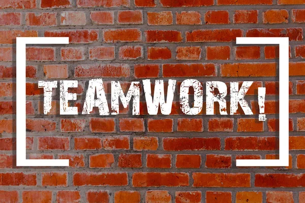 Handwriting text Teamwork. Concept meaning combined action of group especially when effective and efficient Brick Wall art like Graffiti motivational call written on the wall. — Stock Photo, Image