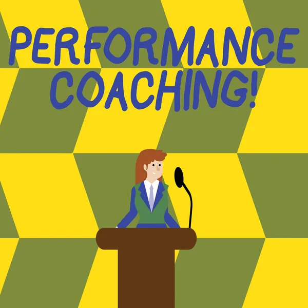 Schrijfnotitie met Perforanalyisce Coaching. Zakelijke foto presentatie van de ontwikkeling en actieplanning van een andere zakenvrouw achter Podium Rostrum Spreken op de microfoon. — Stockfoto