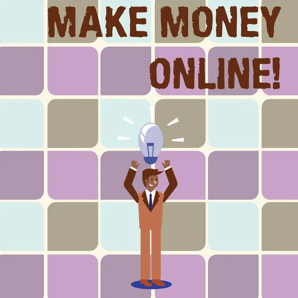 Make Money Online'ı gösteren kavramsal el yazısı. İş fotoğraf metin freelancing veya pazarlama İşadamı Yukarıdaki Işıklı Ampul simgesi ile Yukarı Arms Raising gibi internet kullanarak kar yapma. — Stok fotoğraf