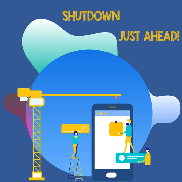 Scrivere una nota che mostra Shutdown Just Ahead. Business photo showcase chiudendo l'attività di fabbrica o breve tempo o per sempre Staff Lavorare insieme per obiettivo obiettivo comune con le icone di processo SEO . — Foto Stock