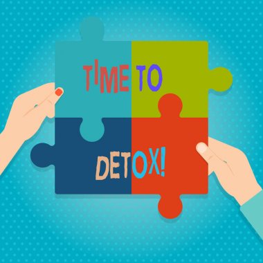 Detox 'a kelime yazma zamanı. İş konsepti, vücudunuzu toksinlerden arındırdığınızda ya da Dört Boş Çok Renkli Yapboz Karo Parçalar İnsan Elleri tarafından Bir araya getirildiğinde ya da ilaç tüketmeyi bıraktığınızda.