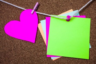 Tasarım iş Reklam web sitesi promosyon izole Banner şablonu Kağıt notlar hatırlatmalar Roanalysistic mesaj mantar arka plan ip clothespin için boş kopya alan metin