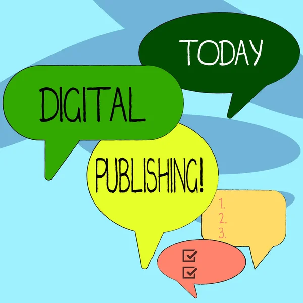 Handwriting text writing Digital Publishing. Concept meaning content that distributed digitally over the Internet Many Color Speech Bubble in Different Sizes and Shade for Group Discussion. — Stock Photo, Image