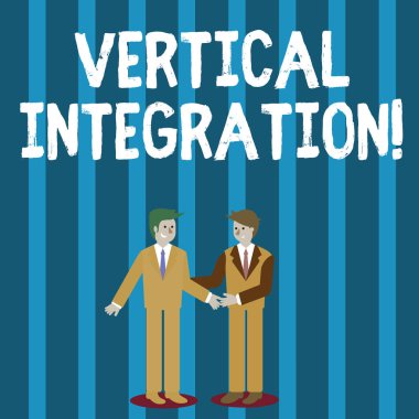 Kelime yazma metni Dikey Bütünleşme. Üretimin farklı aşamalarındaki şirketlerin birleşmesi konsepti İki İşadamı el sıkışarak ayakta, gülümseyen ve birbirini selamlayan.