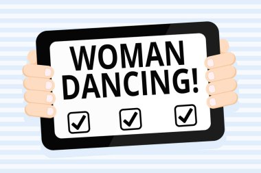 Woanalysis dansını gösteren bir not yazıyorum. İş fotoğraflarında, zarif ve profesyonel bir şekilde ekranın el bilgisayarı ile renkli tablet akıllı telefonuyla dans eden özgüvenli woanalizler gösteriliyor.