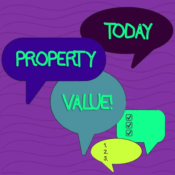 Konzeptionelle Handschrift, die den Wert des Eigentums zeigt. Business-Fototext bezieht sich auf den Marktwert eines bestimmten Stücks Immobilienblase in verschiedenen Größen und Schattierungen Gruppendiskussion. — Stockfoto