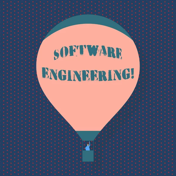 Escrita à mão de texto de engenharia de software. Conceito significado aplicar engenharia para o desenvolvimento de software em branco rosa balão de ar quente flutuando com um passageiro acenando de gôndola . — Fotografia de Stock