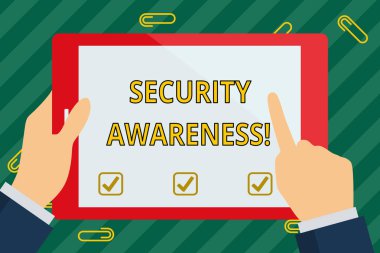 Sözcük Yazma Güvenliği Farkındalığı. Çalışanların bilgisayar güvenliği hakkında eğitilmesi için iş konsepti Boş Dikdörtgen Tablet Beyaz Ekran Dokunma Noktası.