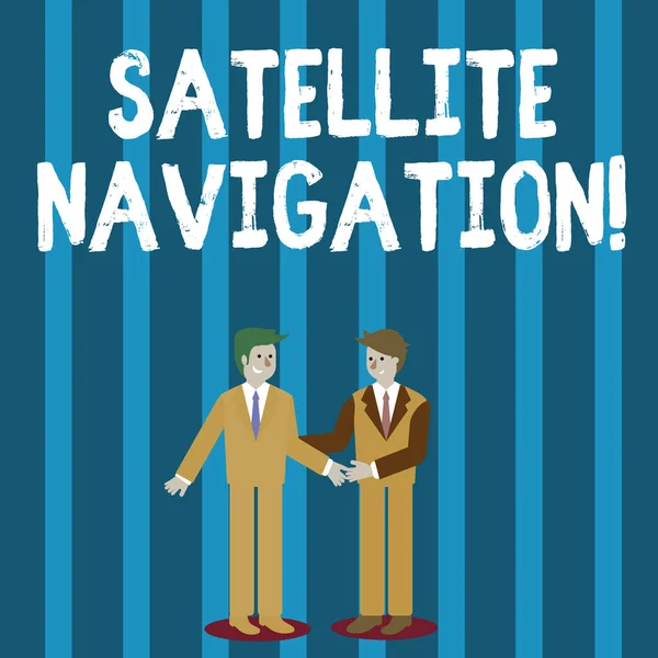 文字书写卫星导航。 提供自主地理空间定位系统的商业概念两个商人握手站在一起，互相微笑，互相问候. — 图库照片
