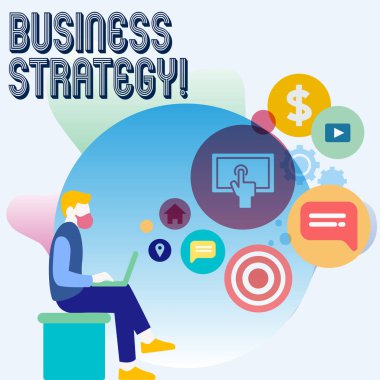 Kelime yazma İş Stratejisi. Bir iş planının çalışma konsepti vizyonunu gerçekleştirmek için Kucağında dizüstü bilgisayarla oturan adam ve Boş Alan 'da Seo Sürücü Simgeleri.