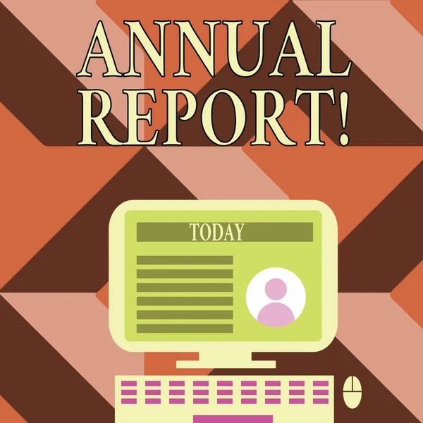 Nota de redacción que muestra el Informe Anual. Foto comercial que muestra el resumen financiero de las actividades de una empresa durante el año Ordenador montado en el stand con datos de perfil en línea en la pantalla . —  Fotos de Stock