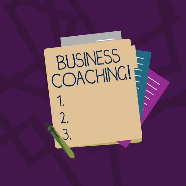 Texte manuscrit Business Coaching. Concept signifiant fournir un soutien et des conseils occasionnels à une papeterie papier doublée colorée individuelle partiellement dans View from Pastel Blank Folder . — Photo