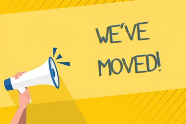 El yazısı metin yazma Biz Taşındı. Kavram güçlü duygular üzüntü veya sempati olan söyledi ya da Ses Simgesi ve Boş Metin Alanı ile Sıkıca Bir Megafon Tutarak İnsan Eli yaptı.