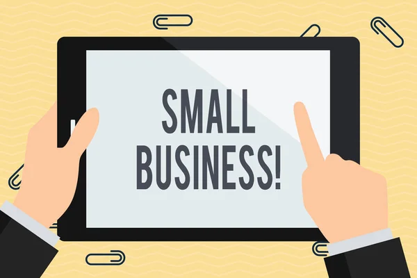 Koncepcyjny pisanie ręczne pokazujące Small Business. Business Photo tekst prywatnie własnością korporacji, które ma mniej pracowników biznesmen Hand Holding i wskazując kolorowy tablet Screen. — Zdjęcie stockowe