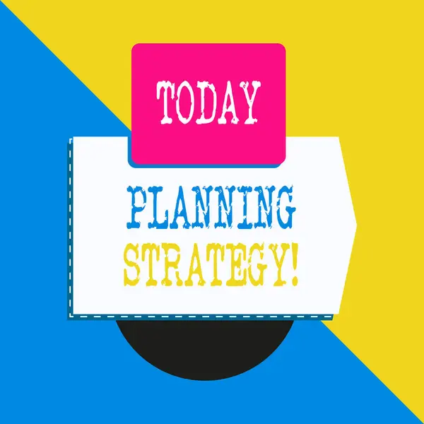 Escrita de mão conceitual mostrando Estratégia de Planejamento. Texto de foto de negócios processo sistemático de visualizar um futuro desejado . — Fotografia de Stock