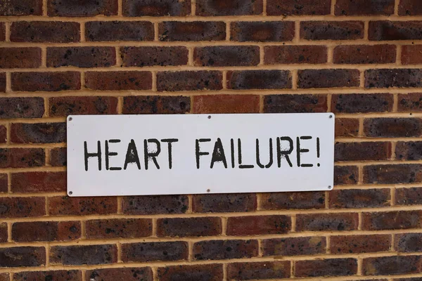 Palavra escrita texto insuficiência cardíaca. Conceito de negócio para a falha grave do coração para funcionar corretamente . — Fotografia de Stock