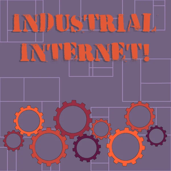 Segno di testo che mostra Internet industriale. Utilizzo fotografico concettuale dell'internet delle cose nei settori industriali Colorful Cog Wheel Gear Engaging, Interlocking e Tesselating Flat Style . — Foto Stock