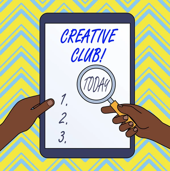 Text skylt som visar Creative Club. Konceptuell bild en organisation som simulerar intresse för kreativa idéer. — Stockfoto