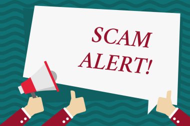 El yazısı metin Scam Uyarısı. Kavram hileli metin balon ile onu El Holding Megafon ve Diğer İki Gesturing Thumbs Up ikna ederek kurbandan para elde anlamı.