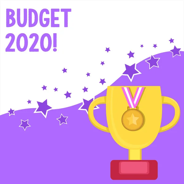 Πινακίδα κειμένου που δείχνει τον προϋπολογισμό 2020. Εννοιολογική εκτίμηση εσόδων και δαπανών για το επόμενο ή το τρέχον έτος. — Φωτογραφία Αρχείου