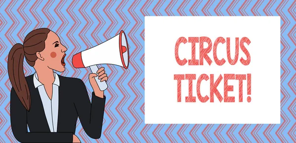 Escribiendo nota mostrando Circus Ticket. Tarjeta de presentación de fotos de negocios que da al titular un cierto derecho a entrar en el circo . —  Fotos de Stock