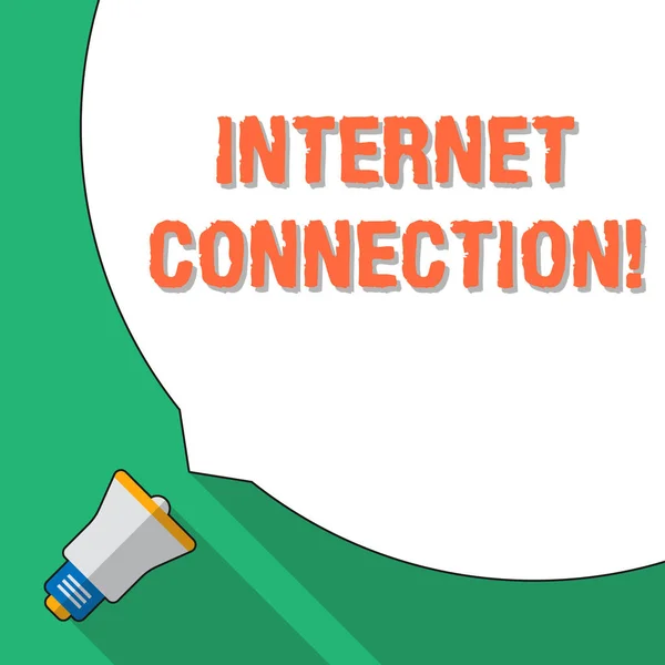 Word pisanie tekstu Internet Connection. Koncepcja biznesowa dla sposobu, w jaki uzyskuje się dostęp lub połączenie z Internetem Ogromny Blank White Speech Bubble Zajmując połowę ekranu i małych megafonów. — Zdjęcie stockowe