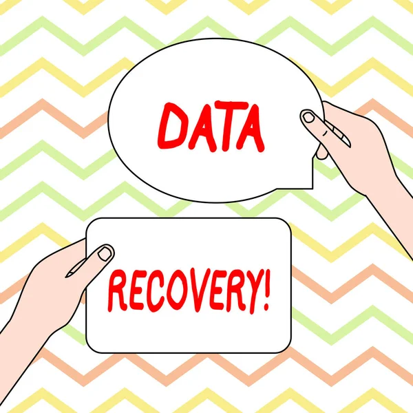 Scrittura concettuale a mano che mostra Data Recovery. Processo di testo foto aziendale di recupero dati persi o danneggiati inaccessibili . — Foto Stock