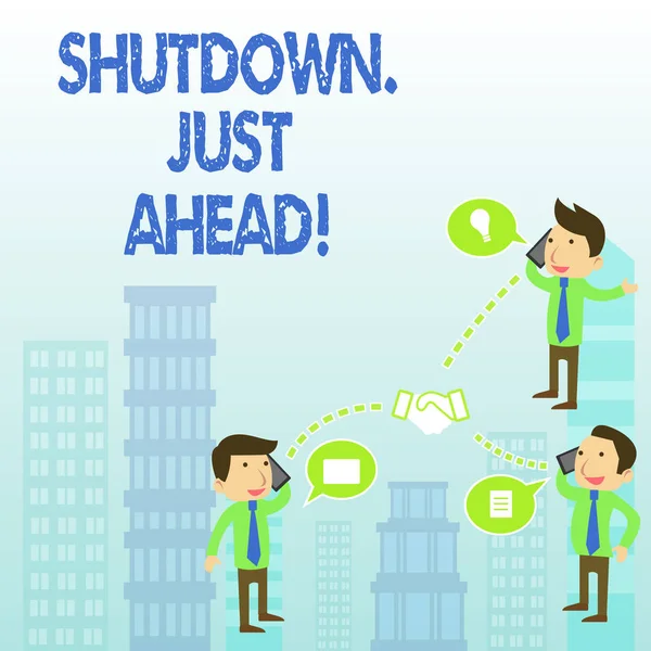 Word Writing Text Shutdown kurz vor. Geschäftskonzept zur Schließung des Fabrikbetriebs entweder kurzfristig oder für immer. — Stockfoto