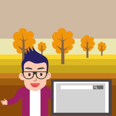 Ekranda Arama Aracı ile Monitörün Yanında Duran Gözlüklü Genç Erkek Gülümseyen Ve Toplantı veya Konferansta Rapor Hazırlama veya Sunum Yapma