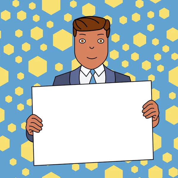 Usměvavý muž s velkým prázdným plakátem před sebou oběma rukama. Kreativní pozadí pro oznámení a propagační akce — Stockový vektor