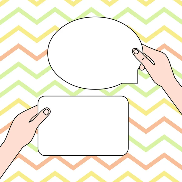 Hands Holding Two Empty Tablets One Rectangular in Left Hand Another in Form of Oval Speech Bubble in Right One (dalam bahasa Inggris). Ruang Latar Belakang Kreatif untuk Teks - Stok Vektor