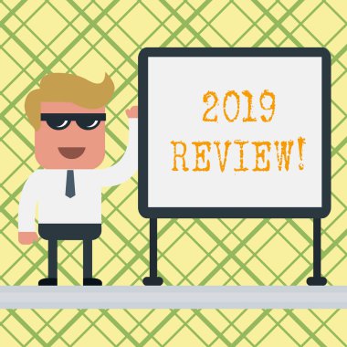 Kavramsal el yazısı 2019 İnceleme gösteren. Geçen yıl olayları ana eylemleri veya iyi hatırlayan İş fotoğraf metin Ofis İşçisi Güneş Gözlüğü Boş Beyaz Tahta Toplantı Sunumu gösterir.