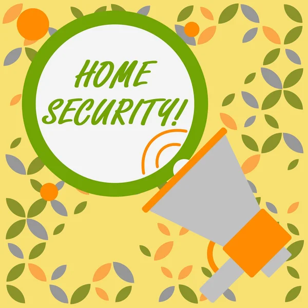 テキストを書く単語ホームセキュリティ。不要な侵入者からあなたの家を守るのに役立つシステムのビジネスコンセプト話すトランペット空のラウンドストロークスピーチテキストバルーン発表. — ストック写真