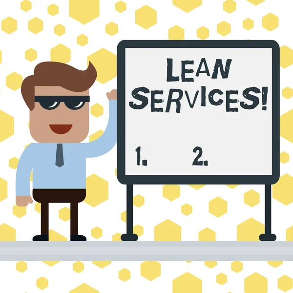 Написання текстів Lean Services. Концепція значення застосування концепції нахиленого аналізу для операцій Бізнесмен Офіс Працівник Сонцезахисні окуляри Порожня дошка Зустріч Презентація . — стокове фото