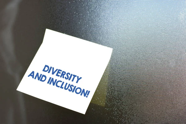 Escritura manual conceptual que muestra la diversidad y la inclusión. Foto de negocios mostrando rango huanalysis diferencia incluye raza etnia género . — Foto de Stock