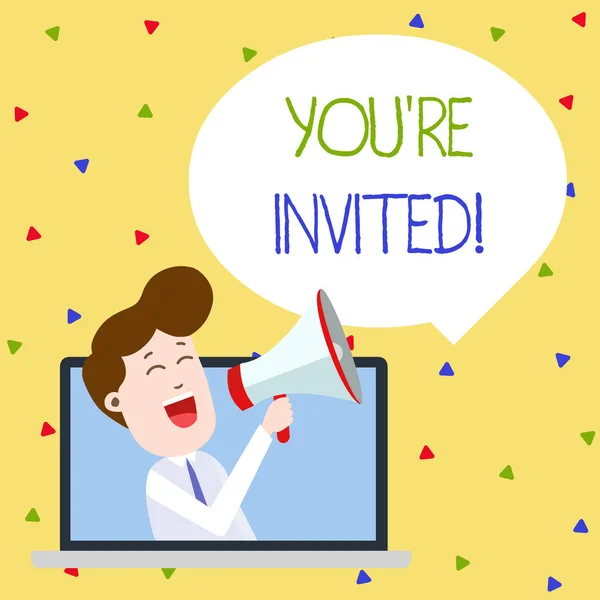 Word writing text You Re Invited. Business concept for You are happily encouraged to attend and event or a party Man Speaking Through Laptop into Loudhailer Blank Speech Bubble Announce. — Stock Photo, Image