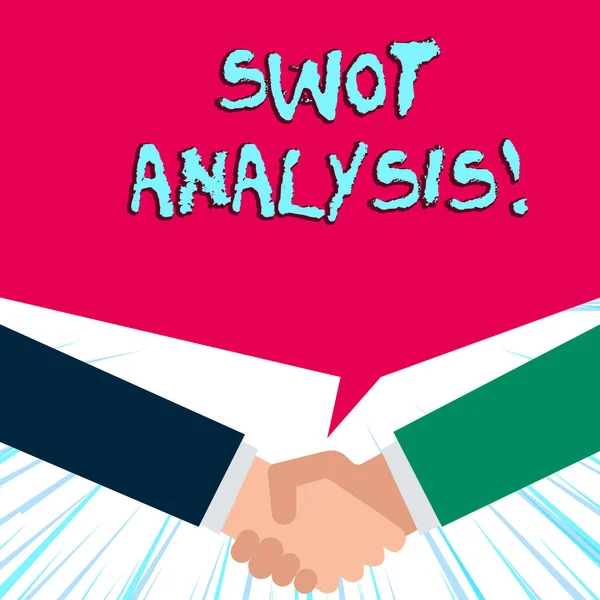 手写文本书写 Swot 分析。概念意义框架用于评估公司是竞争地位. — 图库照片