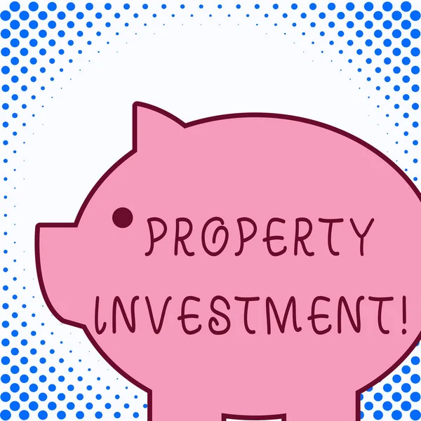 Textschild mit Immobilieninvestitionen. konzeptionelle Foto-Asset gekauft und in erster Linie für seine zukünftigen Einnahmen gehalten. — Stockfoto
