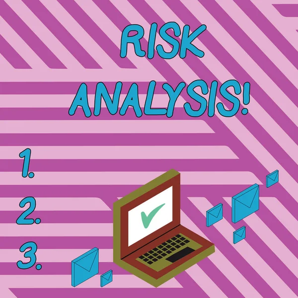 Handgeschreven tekst schrijven risicoanalyse. Concept betekent herziening van de Risico's verbonden aan een bepaalde gebeurtenis Color mail enveloppen rond laptop met vinkje pictogram op monitor scherm. — Stockfoto