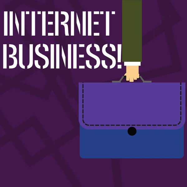 Szöveges jel mutatja Internet Business. Konceptuális fotó üzleti vagy kereskedelmi ügyletek zajlanak online üzletember Hand könyv színes táska portfólió Stitch applique. — Stock Fotó