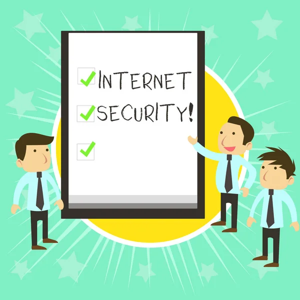 Text tecken som visar Internet Security. Konceptuell foto säkerhet som handlar exakt med Internetbased hot Business People kollegor diskutera uppdrag presentation whiteboard ticks. — Stockfoto