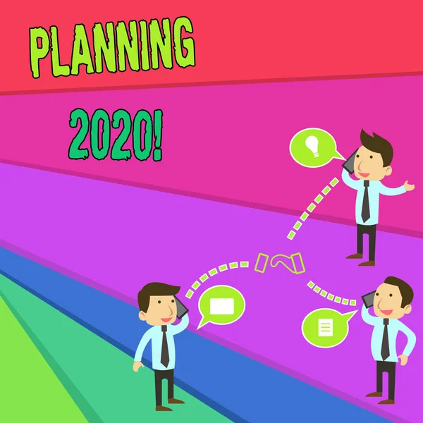 Χειρόγραφο κείμενο σχεδιασμός 2020. Concept έννοια διαδικασία της κάνει σχέδια για κάτι το επόμενο έτος επιχειρηματίες συνεργάτες διάσκεψη συνάντηση συζήτηση συνομιλία κινητά τηλέφωνα. — Φωτογραφία Αρχείου